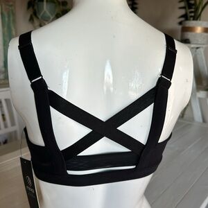 MPG life in motion advance sports bra with removable cups size XS